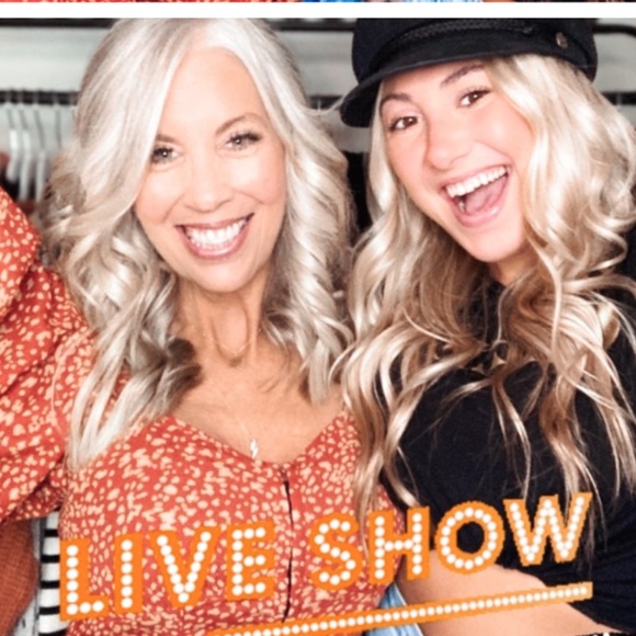 LIVE NOW🦋 - Picture 11 of 13